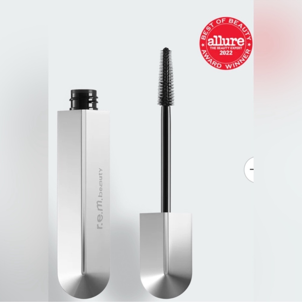 r.e.m. beauty Black Lengthening & Defining Mascara